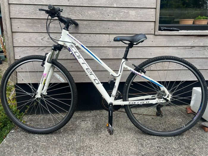 Carrera Crossfire Women's Hybrid Bike 28"