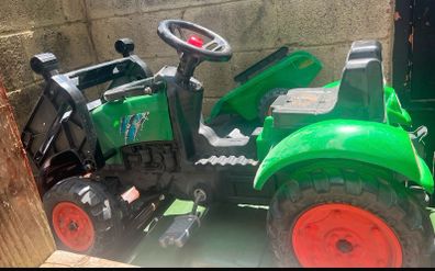 tractor