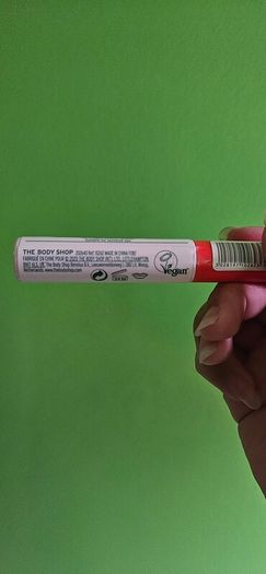 The Body Shop Vinyl Lip Gloss in Power Move in 7ml
