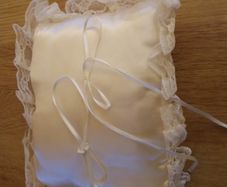Wedding Ring pillow ivory/ cream