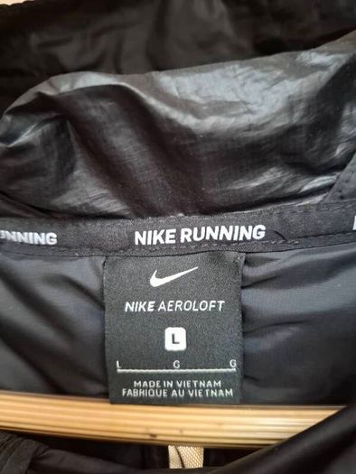 Nike Aeroloft Hooded Running Jacket Black