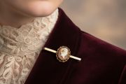 9 Carat Gold Cameo Bar Brooch