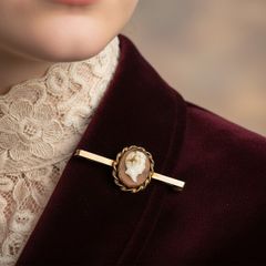 9 Carat Gold Cameo Bar Brooch