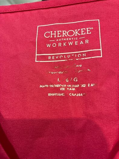 Cherokee scrub top
