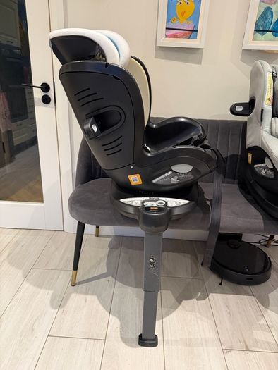 Joie i-Spin 360 ISOFIX in great condition (2nd of 2 for sale separate advert)