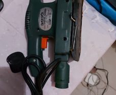 Black & Decker, 135W Orbital Sander, Model No BB-SA 100, in excellent condition