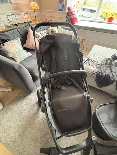 Uppababy Vista 2 Travel System and Cybex Car Seat