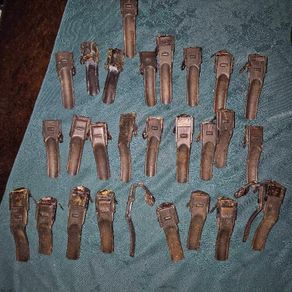 Rare Antique carpet clips x30 in metal copper tone