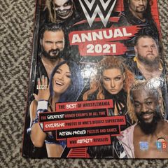 WWE Official Annual 2021-Little Brother Books Limited