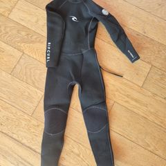 Immaculate Ripcurl Junior Wetsuit 10 yrs