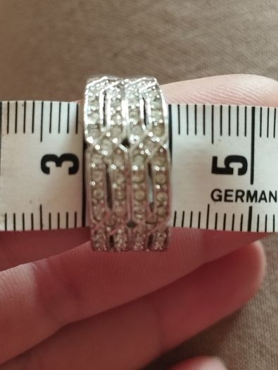 M&S Silver Tone Crystal Costume Ring.