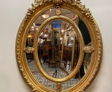 FLASH SALE ! Was 550 now 475 ! Large Ornate Gilt Wood Oval Mirror. A Statement Piece.