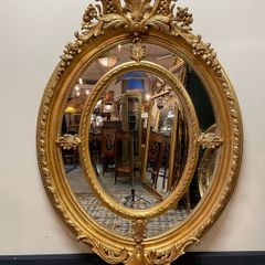 FLASH SALE ! Was 550 now 475 ! Large Ornate Gilt Wood Oval Mirror. A Statement Piece.