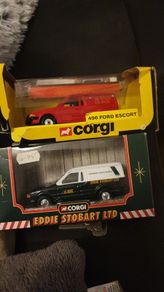 2 vintage Corgi Ford Escort Vans Die.cast  Models