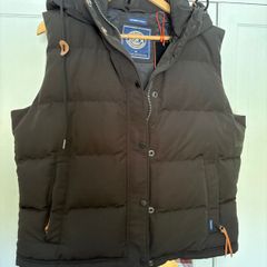 New Superdry Gilet size xl