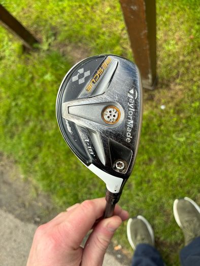 Taylormade 3 hybrid reg shaft adjustable