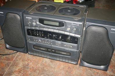 CASIO ND 300DW radio cassette  cd boom-box ghetto blaster Tested