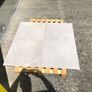 Grey porcelain tiles 60.5x60.5 cm Image 2