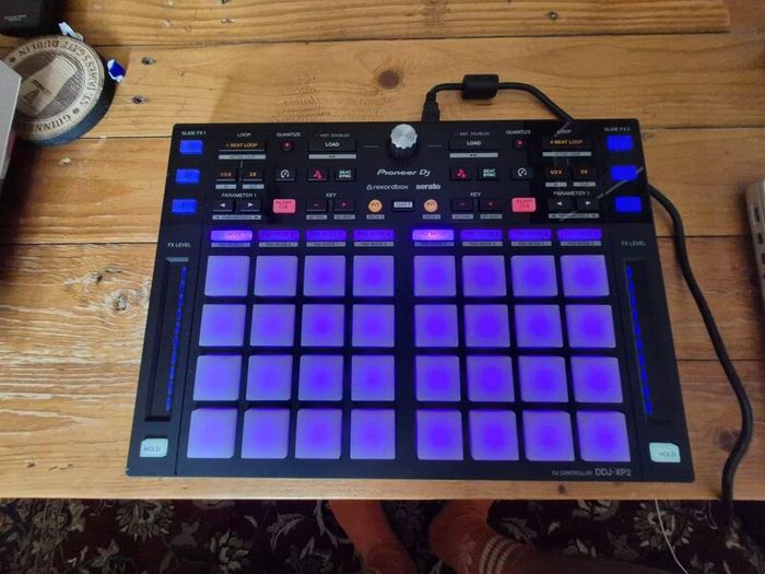 Pioneer DDJ-XP2 Controller