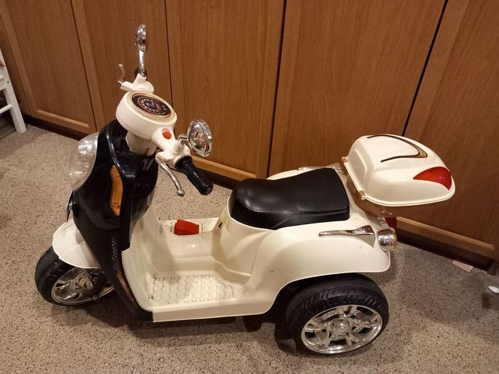 Electric child bike