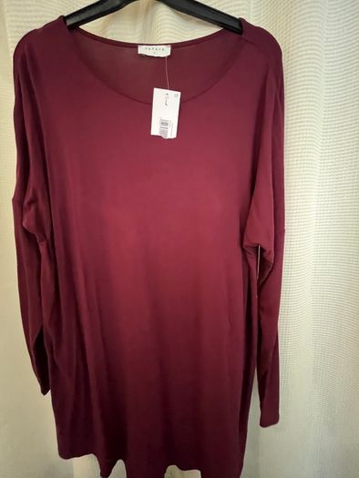 Selection Long Line Tops