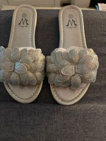 Ladies Shoes size 4
