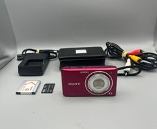 Sony Cyber-shot DSC-W380 14.1MP Digital Camera Pink - Full Kit