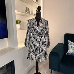Ladies Black & White Dress from Dunnes Stores Size Small UK 8-10 / EU 36-38