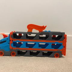 hot wheels city speedway hauler