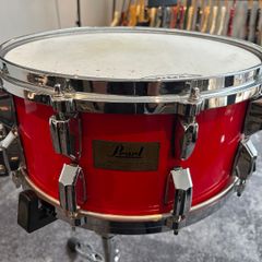 Pearl 14x6.5 Maplefiberglass Snare with Pearl Case