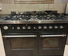 Britannia dual fuel range cooker