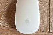 Apple Magic Mouse 2