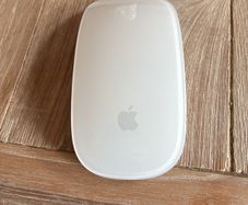 Apple Magic Mouse 2