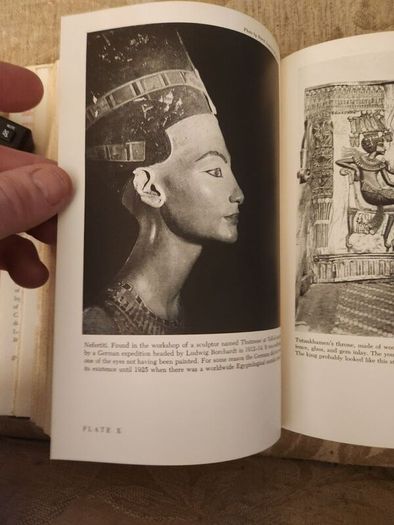 Gods, Graves,& Scholars. By C.w.ceram. The Story Of Archeology. With 49 Photos And 72 Drawings.  Hardback 1954. With Dustjacket In Good Condition.