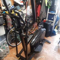 Cross Trainer