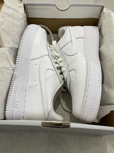 The Nike Air Force 1, UK5.5
