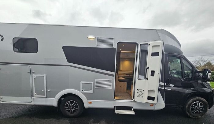 T68 Sunlight Automatic Campervan 2024 - 2,050KM