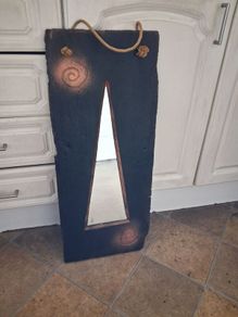Slate effect mirror