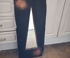 Slate effect mirror