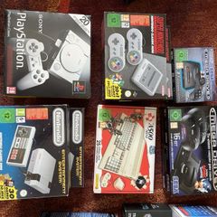 Retro Videogames & Consoles (Wii, XBOX, PS, Minis)