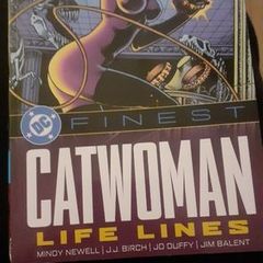 DC Finest Catwoman Life Lines