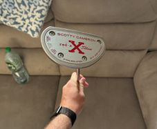 Scotty Cameron Red X putter