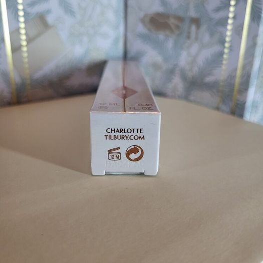 Charlotte Tilbury Beauty Light Wand in Pinkgasm (12ml)