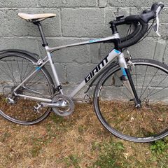 Giant Defy 2 Mens Road Bike
