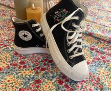 Uk 4.5 Converse All star Rose Quartz edition