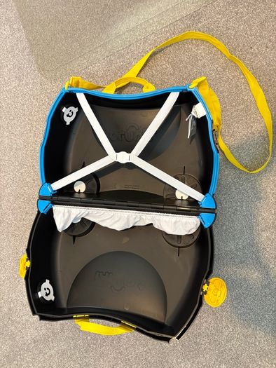 trunki case kids black