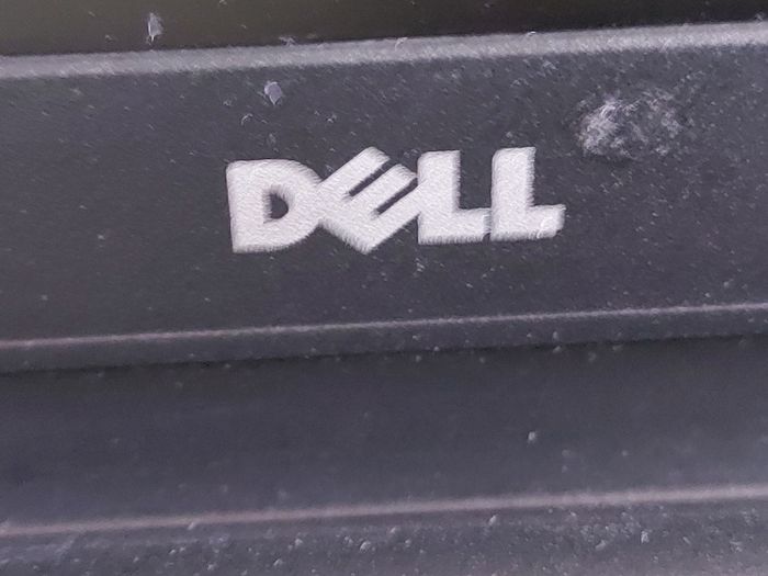 DELL Inspiron 15, Model 5100, Intel Core i3=7020U CPU, 2.3GHz, 4GB Ram, 1 Terrabyte HDD, Windows 10 64bit, Microsoft Edge, Chrome and VLC