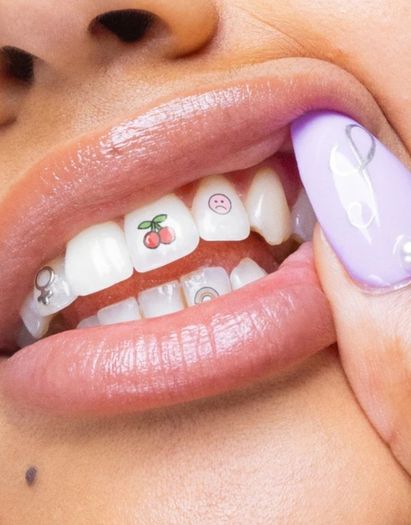 Hismile Temporary Tooth Tattoo RRP 7 euro