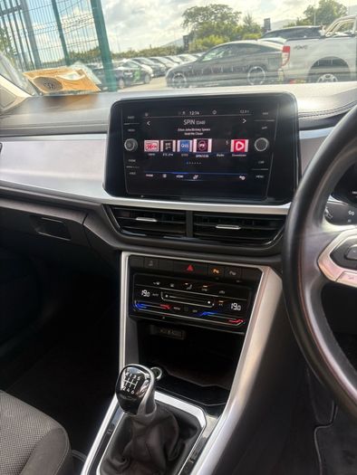 2023 Volkswagen T-Roc 2.0TDI 2 Seat Commercial