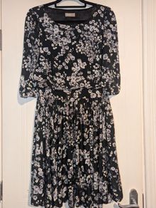 beautiful floral midi dress from A-Wear